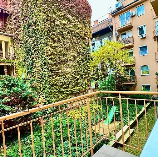 Benett * Budapest